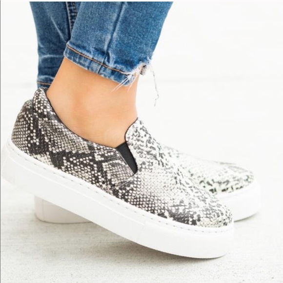 Qupid | Snakeskin Slip On Sneaker - Picture 2 of 3